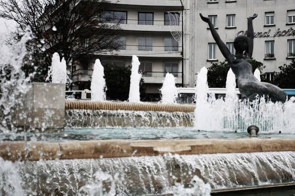 Royal Hotel Angers Exterior photo